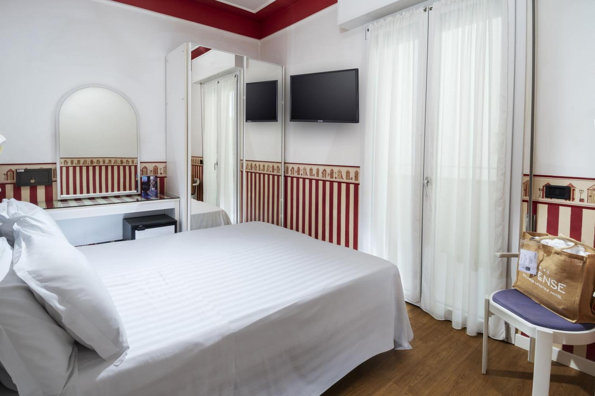 Hotel Estense Gatteo a Mare Εξωτερικό φωτογραφία